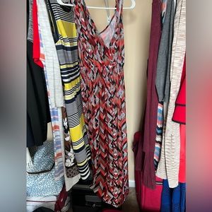 Orange, tan, black, white dress. Size XL-XXL.